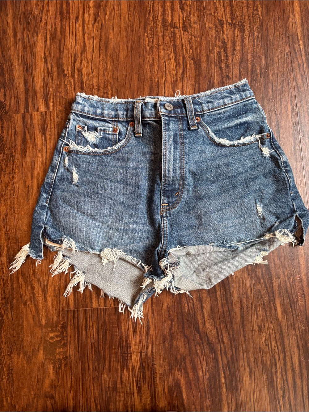 Abercrombie & Fitch High Rise Mom Short - Medium Blue Distressed